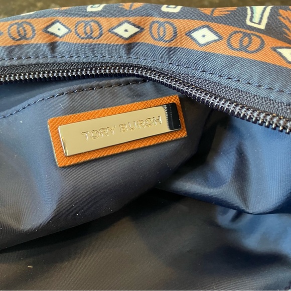 New Tory Burch Virginia Printed Large Cosmetic Case, Lola Montez, Makeup Bag - Picture 9 of 13